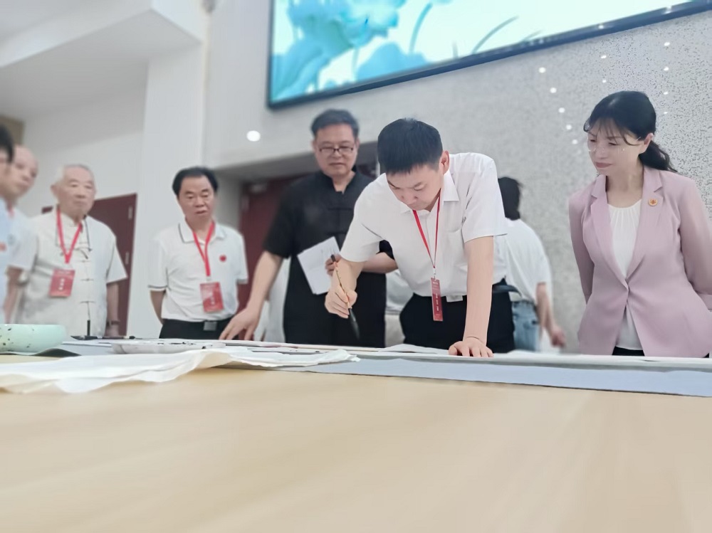 ֮Դ•áʯʦѰ١йдɷʽ